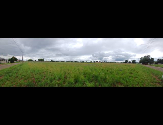 16,170M² VACANT LAND FOR SALE IN KOOKRUS